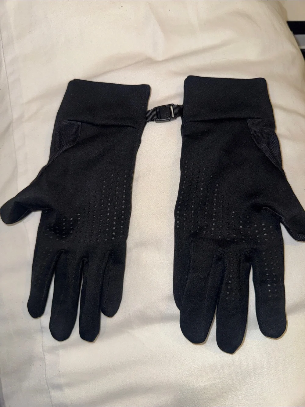 lululemon athletica Black Reflective Clip Gloves